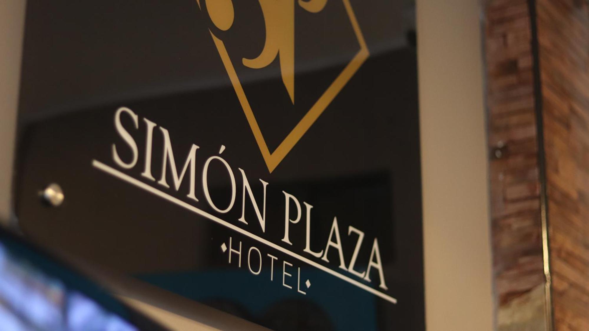 Hotel Simon Plaza Pereira Exterior photo